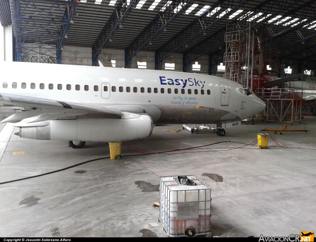 HR-AVR - Boeing 737-232/Adv - EasySky