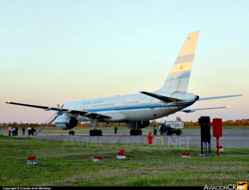 T-01 - Boeing 757-23A - Fuerza Aerea Argentina