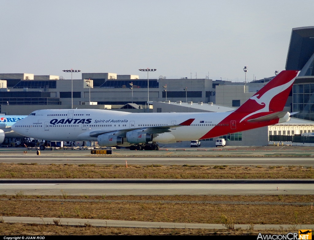 VH-OJI - Boeing 747-438 - Qantas