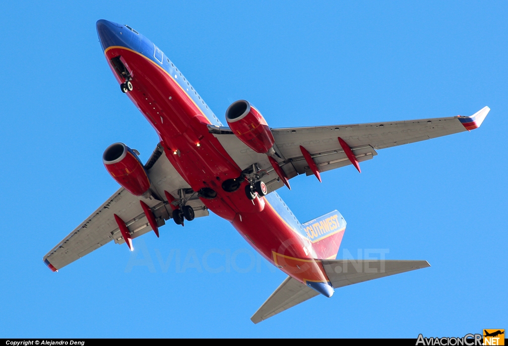 N929WN - Boeing 737-7H4 - Southwest Airlines
