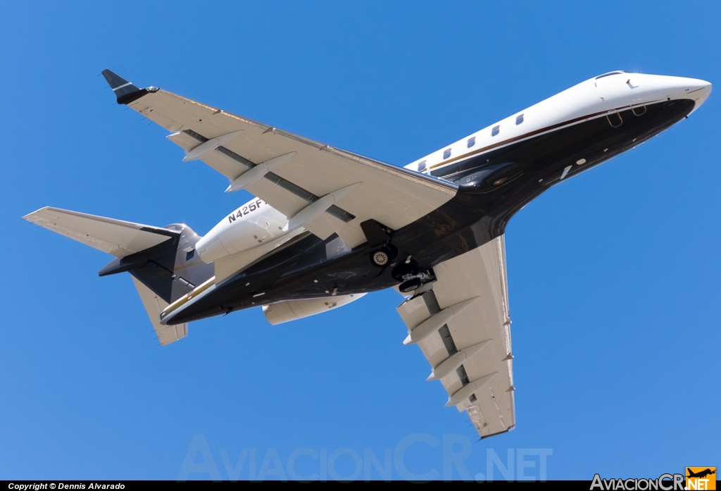 N425FX - Bombardier BD-100-1A10 Challenger 300 - Private