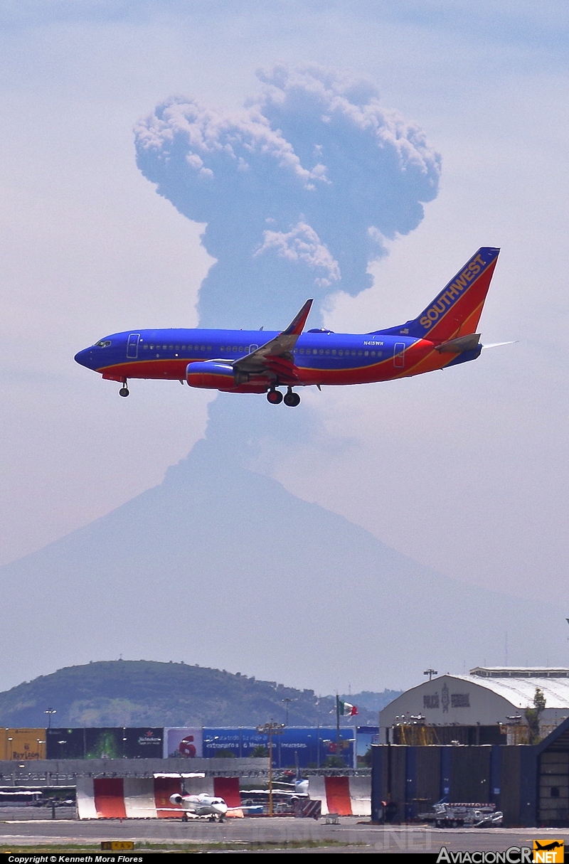 N415WN - Boeing 737-7H4 - Southwest Airlines