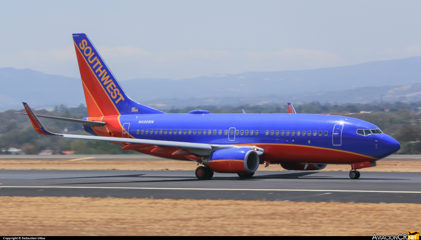 N498WN - Boeing 737-7H4 - Southwest Airlines