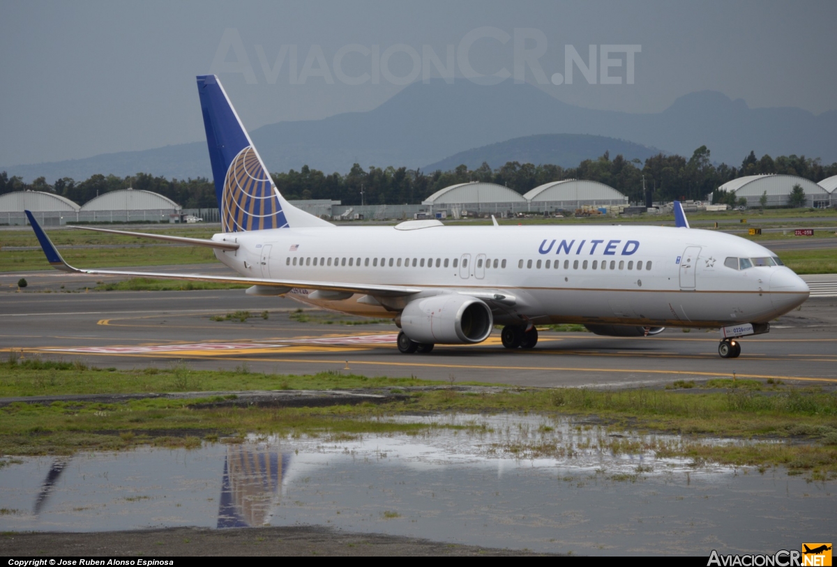 N26226 - Boeing 737-824 - Continental Airlines