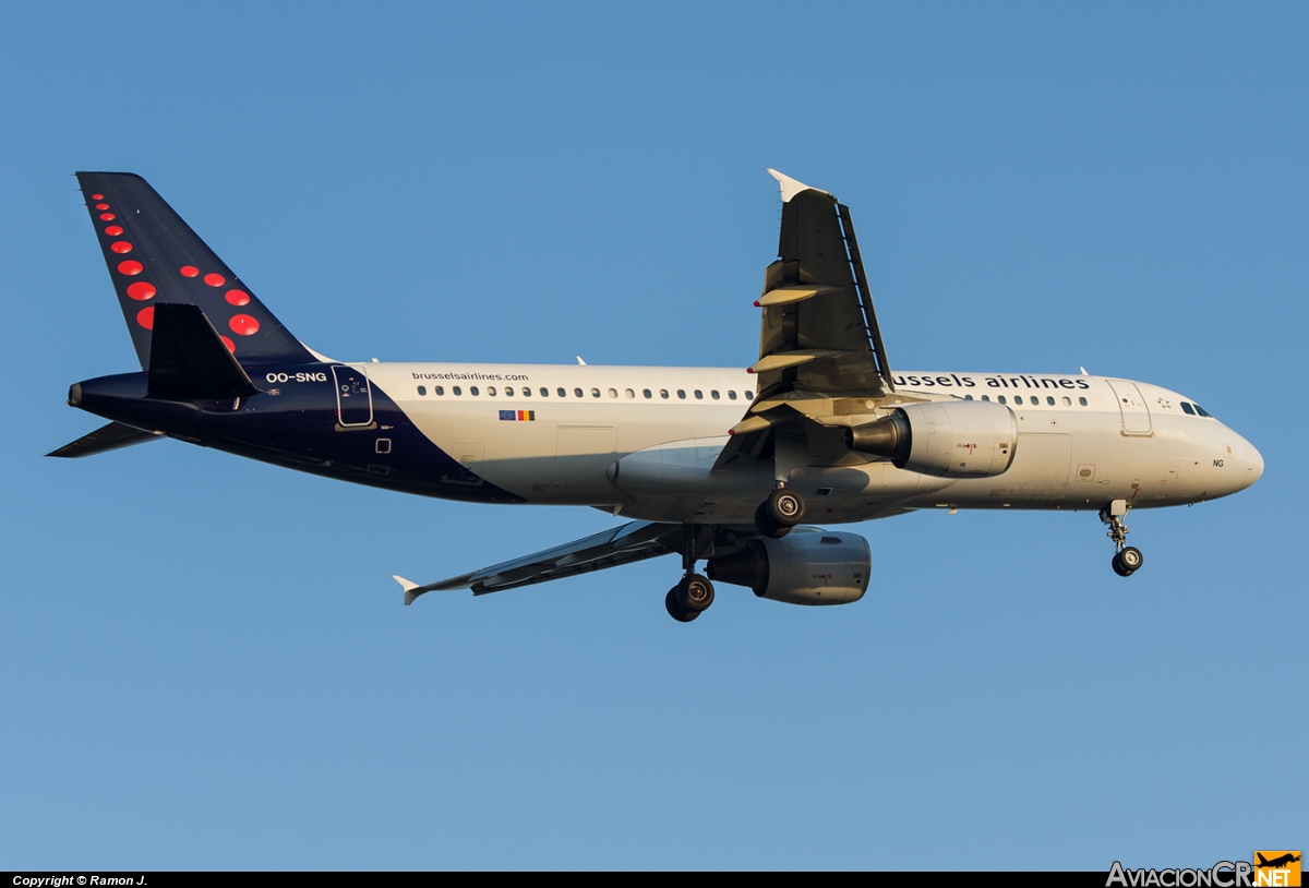 OO-SNG - Airbus A320-214 - Brussels airlines