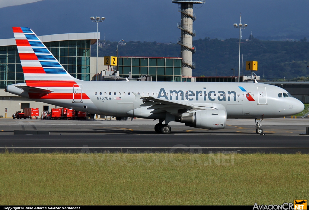 N757UW - Airbus A 319-112 - American Airlines