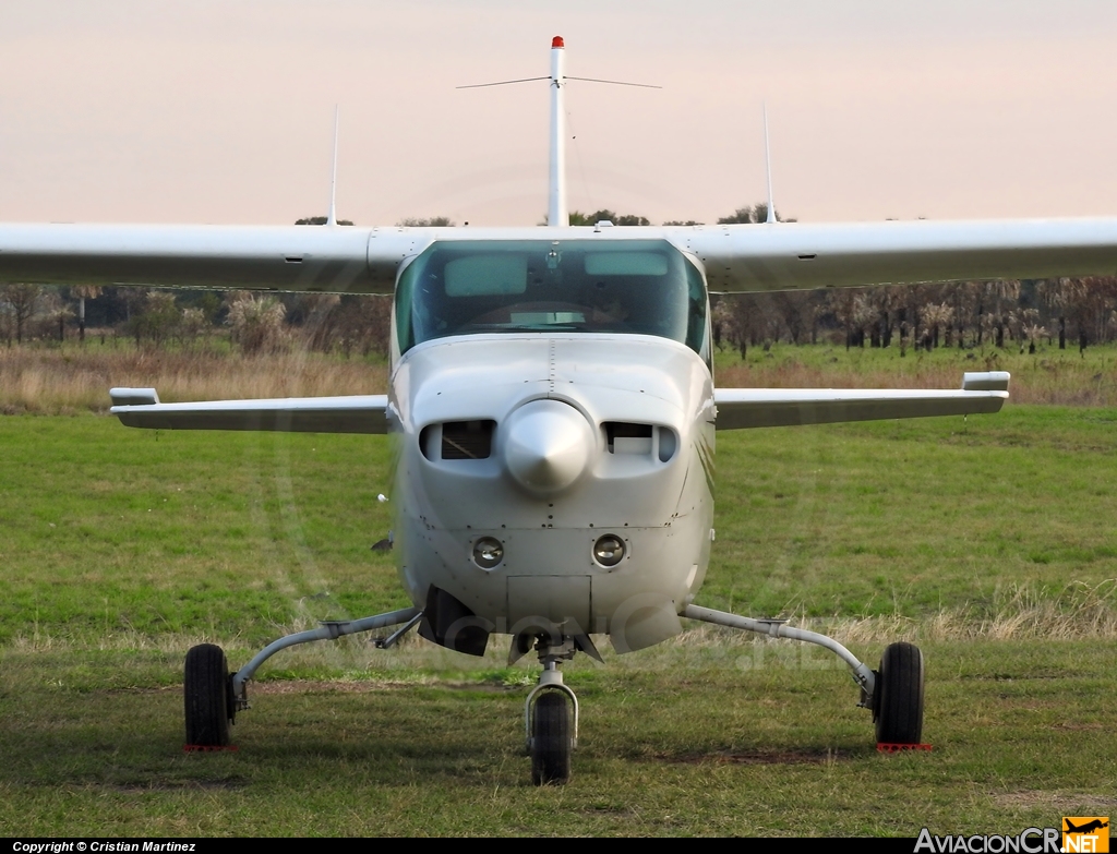 LV-VBG - Cessna 210 Centurion  - Privado