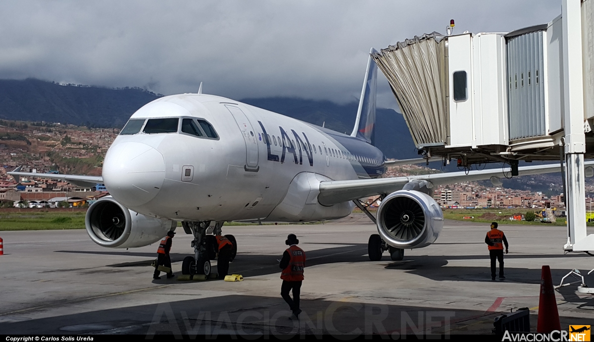 CC-CPE - Airbus A319-132 - LAN Airlines