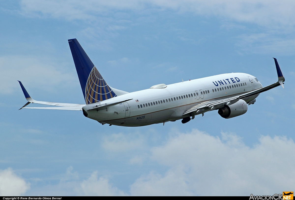 N26215 - Boeing 737-800 - United Airlines